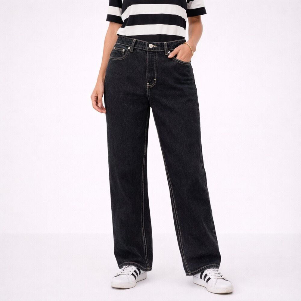 Tommy Hilfiger Vintage Y2K Black Wash Straight Leg Baggy Triple T Jeans Size 10